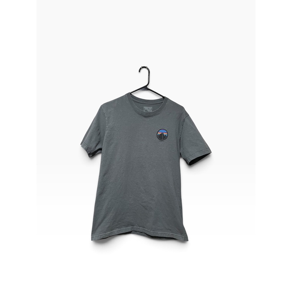 Patagonia Mens Gray Organic Cotton Graphic T-Shirt Regular Fit Medium Mountain